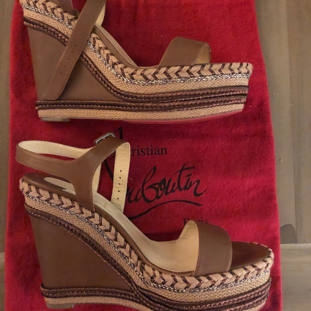 AUTHENTIC Christian Louboutin wedges
